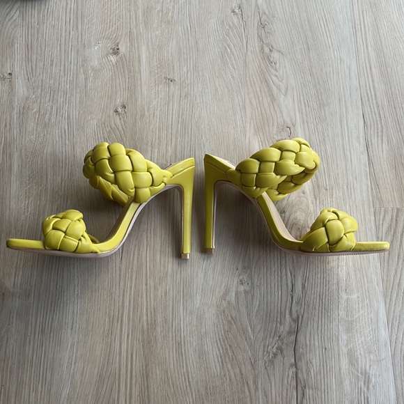 Steve Madden Kenley Citron - Picture 2 of 4